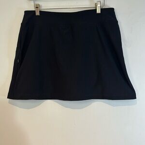 Talbots black sport skort size medium